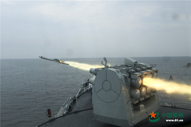 韩国潜艇演练发射弹道导弹